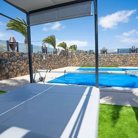 Sea Breeze Lapa And Claca Villa Playa Blanca