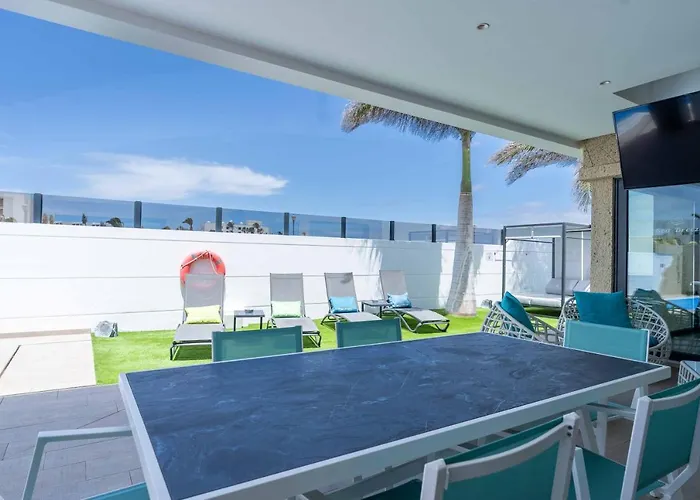 Sea Breeze Lapa And Claca 빌라 *