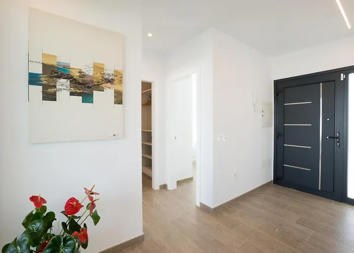 Sea Breeze Lapa And Claca 别墅 *