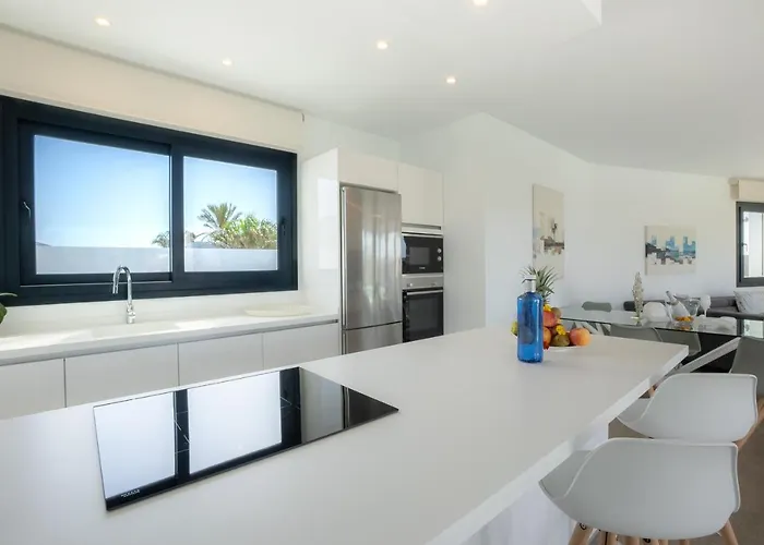 Sea Breeze Lapa And Claca 别墅