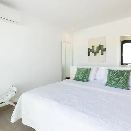 Sea Breeze Lapa&claca Villa