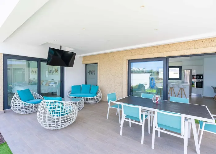 Sea Breeze Lapa And Claca Playa Blanca